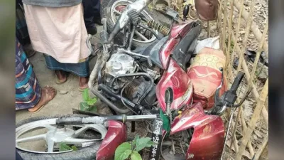 ঈদের ছুটিতে বাড়ি ফেরার পথে একই পরিবারের ৩ জন নিহত