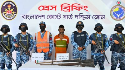 সুন্দরবনে অস্ত্রসহ ছোট সুমন বাহিনীর সেকেন্ড ইন কমান্ড আটক