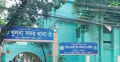 খুলনায় অফিসে ঢুকে ঠিকাদার সমিতির সহ-সভাপতিকে গুলি