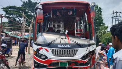 ঈদ করতে যাচ্ছিলেন গ্রামে, সঙ্গে ছিল অন্তঃসত্ত্বা স্ত্রী-ছেলে