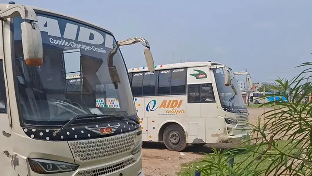 চাঁদপুরে অনির্দিষ্টকালের জন্য  পরিবহন  বন্ধ  ঘোষণা
