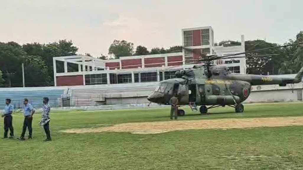 এয়ার অ্যাম্বুলেন্সে ঢাকায় নেওয়া হয়েছে মাগুরার ডিসিকে