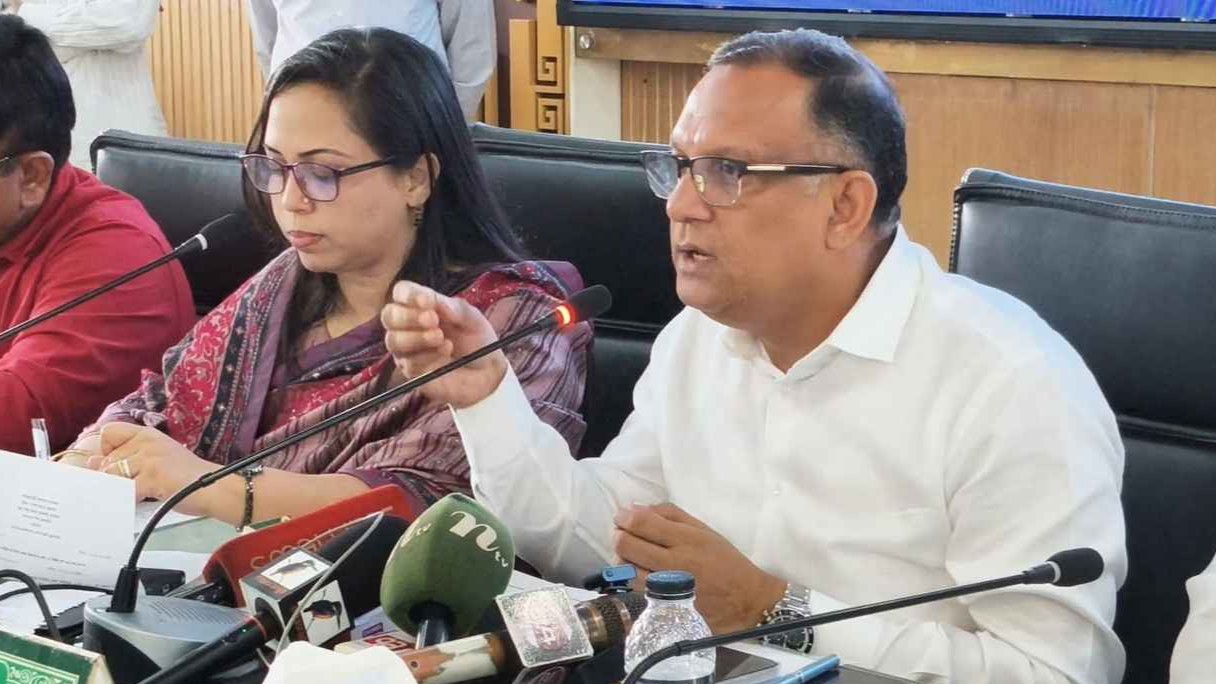 গ্যাস-বিদ্যুতের সমস্যা আজকের না, দীর্ঘদিনের: বস্ত্র প্রতিমন্ত্রী