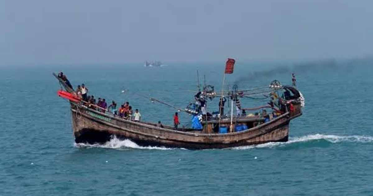 নিম্নচাপ দুর্বল হওয়ায় জেলেদের সাগরযাত্রায় স্বস্তি