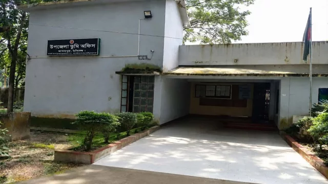 ১৮ পদের ১১টিই শূন্য, মাধবপুরে থমকে আছে ভূমিসেবা