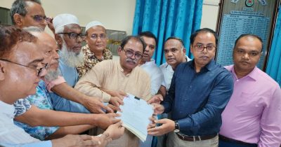 ঠাকুরগাঁও-১ আসনে বিএনপির প্রার্থী মির্জা ফয়সলের মনোনয়ন দাখিল