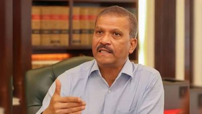 ‘অসমাপ্ত আত্মজীবনী’ বিক্রিতে বাধা, নিন্দা জানালেন আসিফ নজরুল