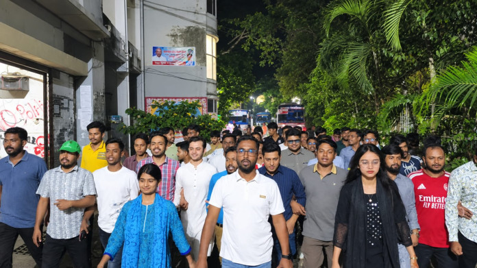 আওয়ামী লীগের ‘লকডাউন’ কর্মসূচির প্রতিবাদে জবিতে ছাত্রদলের বিক্ষোভ
