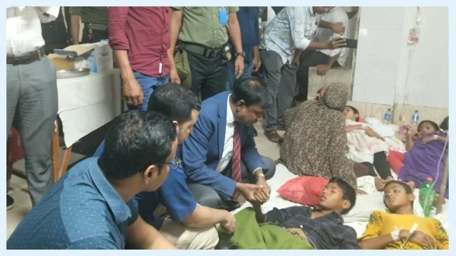 পঞ্চগড়ে স্কুল ফিডিংয়ের দুধ নিয়ে প্রশ্ন, অসুস্থ ৩৬ শিক্ষার্থী