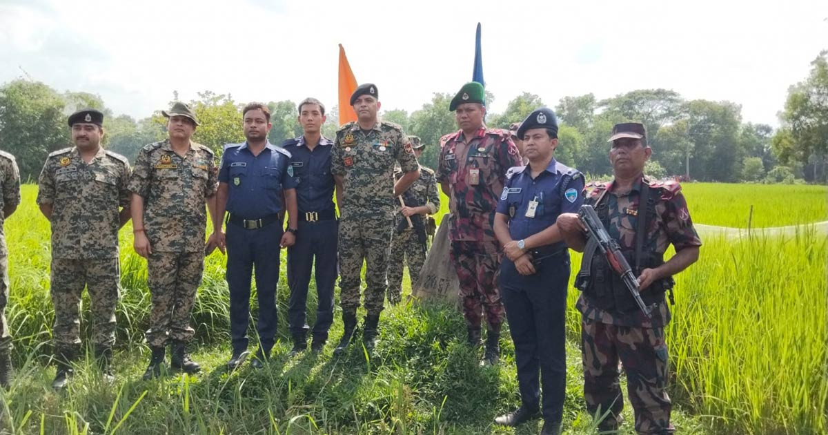 বিএসএফের হাতে আটক ২ পুলিশ সদস্যকে ফিরিয়ে আনল বিজিবি