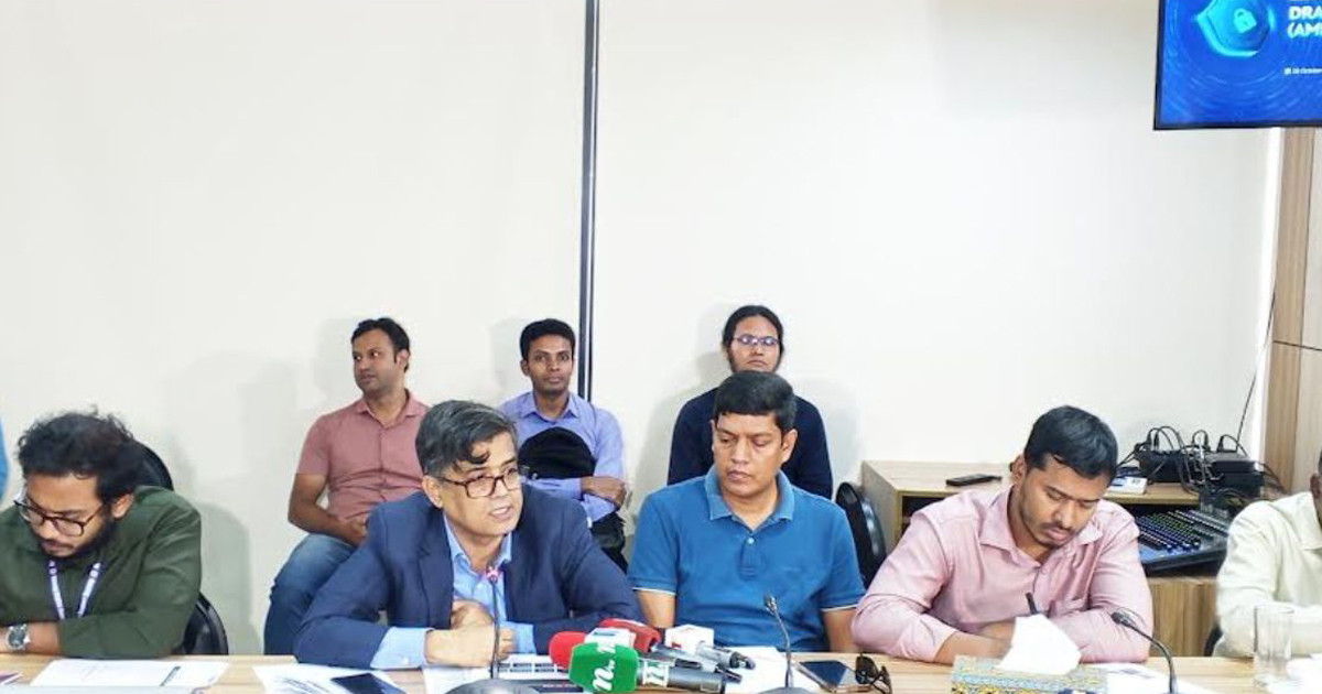 মিথ্যা সংবাদ ও পোস্টের বিরুদ্ধে দেওয়ানি আইনে ক্ষতিপূরণ চান শফিকুল আলম
