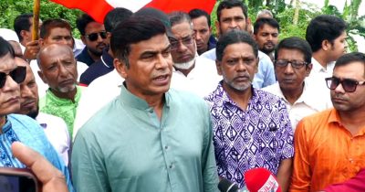 নদী-খাল দখলমুক্ত করতে রাজনৈতিক পরিচয় দেখবে না সরকার
