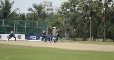 আকাশের ৭২ রানে ব্র্যাকের বিপক্ষে স্কলার্সের দাপট