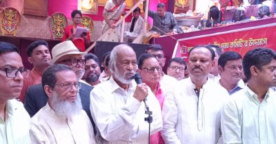দুর্গাপূজার শিক্ষা ধারণ করে সত্য ও ন্যায় প্রতিষ্ঠার তাগিদ ড. মঈন খানের