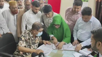 মন্ত্রীর আকস্মিক পরিদর্শনে ধরা পড়ল চিকিৎসক অনুপস্থিতি