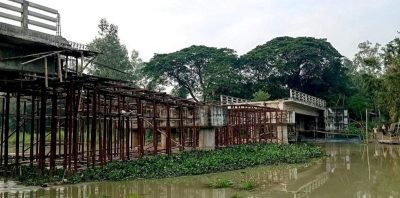 দুই বছরে শেষ হওয়ার কথা, পাঁচ বছরেও অসম্পূর্ণ সেতু