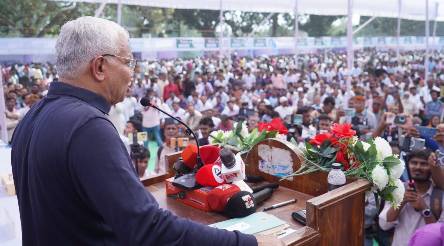 চাকরি খোঁজার গণ্ডি পেরিয়ে উদ্যোক্তা : ৪০ হাজার তরুণের স্বপ্ন ও সম্ভাবনার নতুন দরজা খুললেন মন্ত্রী