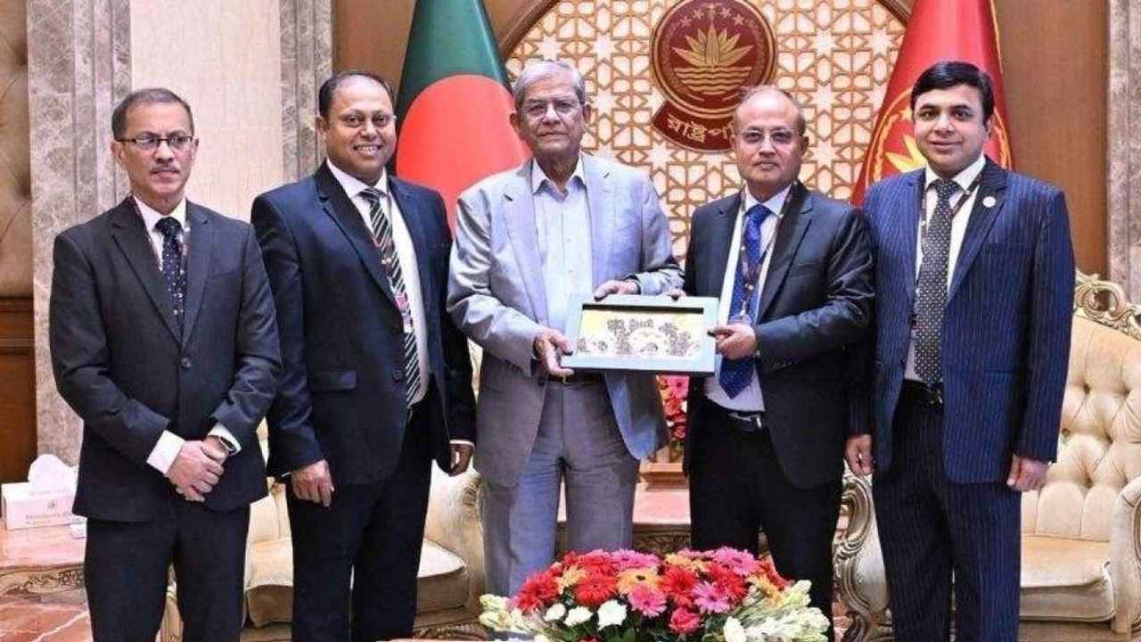 বিশ্বসেরা বিশ্ববিদ্যালয়ের কাতারে ঢাবিকে দেখতে চান রাষ্ট্রপতি