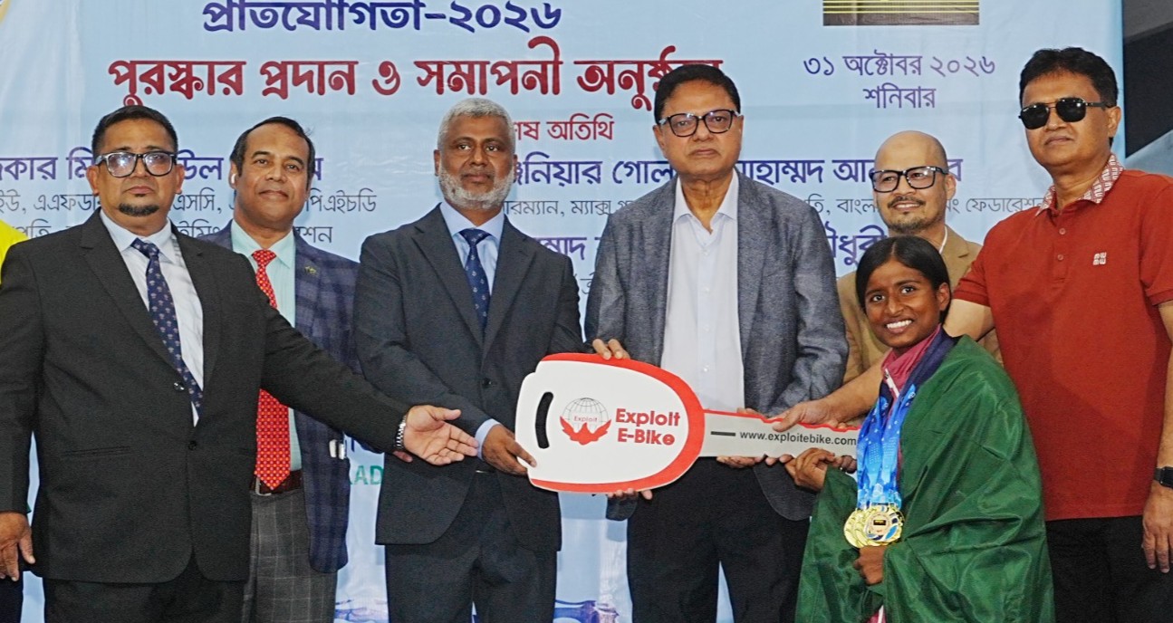 সাঁতারের মঞ্চে নৌবাহিনীর শ্রেষ্ঠত্ব, শিরোপা জিতল ৭৩ পদকে